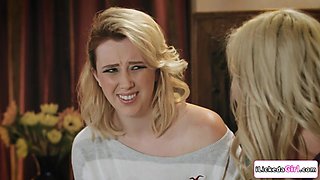 Blonde babe facesitting horny lesbian gf