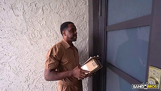 BANGBROS - Yum Thee Boss Shows Off Her Huge Round Ass Before She Takes A Monster Cock In All Positions - Yum The Boss
