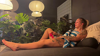 TamyTation Masturbation in the gym