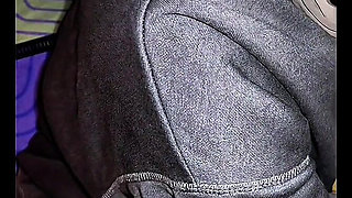 Teaching My Innocent and Religious Stepsister to Have Sex for the First Time