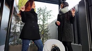 Miss Dula & Lady Scarllet - Feeding Ashtray