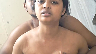 Indian hot wife washroom Came out  mouth with Boyfriend