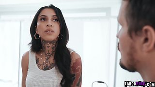 Ravyn Alexa getting pregnant old fashioned way