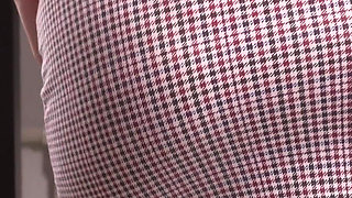 MILF Secretary in Tight Skirt Teases Her Visible Panty Line