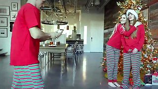 Brunette stepdaughter rails her thick man meat in a