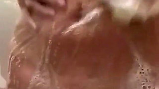 Homemade Video. Masturbation in the Shower. Naked Girl Washes and Masturbates. Gets an Orgasm. Hot Tits and Ass