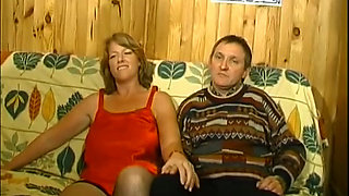 A Pure Amateur Couple Who Wants a Souvenir on Video