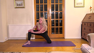 Auntjudys - Working Out with Busty Mature MILF Andrea Ann