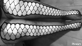 Take off my thongs and fuck the big ass