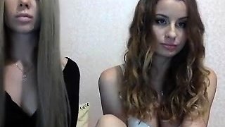 Brunette Solo Webcam Masturbation