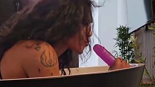 Little Bitch Who I'am