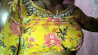 Nisha Bhabhi's Mast Chut Chudai in the Room: Bhabhi's Mast Sex Video
