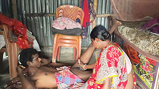 Desi housewife ki doggy style mein gand Mari