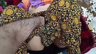 Desi Pakistani Housewife Moans Loudly During Anal Penetration By Old Man