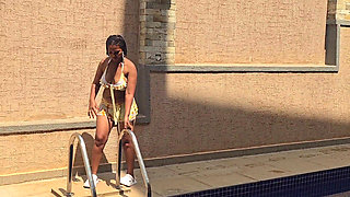 Rich Woman Masturbate in Her Swimming Pool
