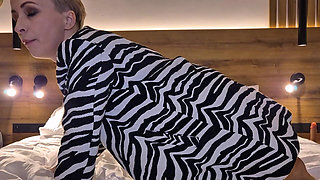 Stockinged Wanilianna in the Shadows