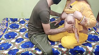 Sultry cougar Gullnazkhan explores Tamil pleasures in some hot action