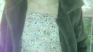 CLOSE UP OF TEENS PARADISE