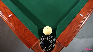 Twistys - alt pool sharks Jewelz Blu and Aubree Valentine jizz on the felt