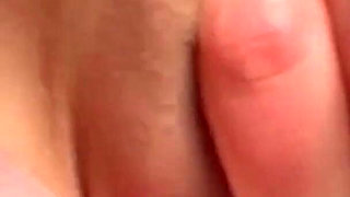 The Big Natural Tits and a Fine Snatch to Enjoy During This Solo Girl Masturbation