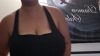 Enjoy a nice strip tease