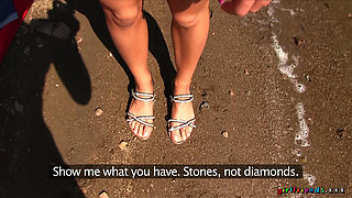 Girlfriends XXX - Michelle, Carrie, Lollipop Khan Share BFF for Beach Groupsex