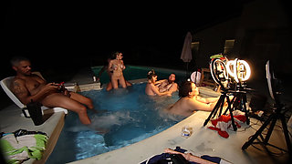 Hot Tub Live Orgy