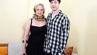 Ugly Grandma Prolapse Her Cervix During Anal Sex