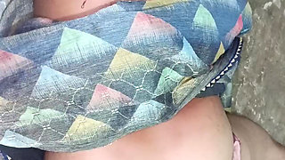 Devar ji mere kamar per tel lagakar malish kar do bahut dard ho raha hai bhale chahe aap meri gand maar Lena devar ji per Meri kamar Dard la