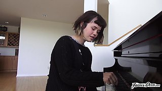 Yhivi To Have Fuckfest With James Deen