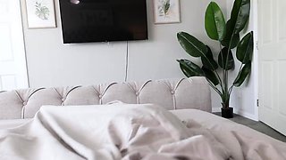 Stepsis tricks heartbroken brother into a crazy bedroom ride