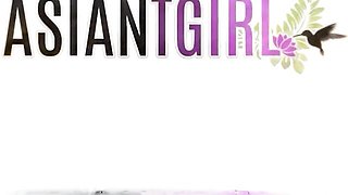 Sublime Bee's big butt scene