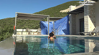 Behind the Scenes of All Natural MILF Julia North Underwater Soft in the Pool