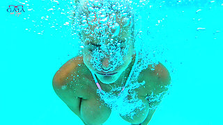 344 MILF Underwater Anal Creampie Prolapse