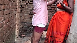 Desi Bhabhi Fucks Hard in Outdoor Sex with Trilokinath - HD Indian Porn