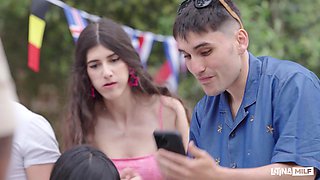 Catherine Knight's Outdoor Latina Desire Continues