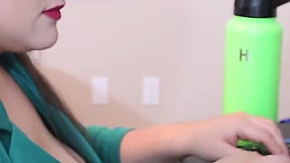I.t. Guy Gets Footjob Under the Desk