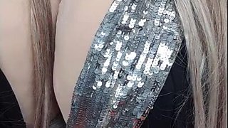 Susi is pantystuffing her big pussy