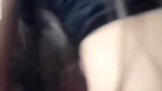 I Have Sex with My Best Friend in a Cheap Hotel