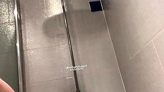 Amateur Big Boobs jerks Big Dick