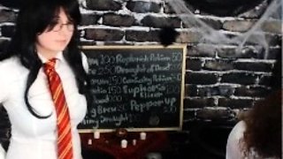 cute blonde amateur webcam teen showing