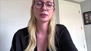 Gf's Mommy Trains Romp - Mummy Comes Very first - Alex Adams