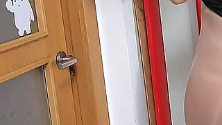 Higheels Hook and Pantyhose Squirting