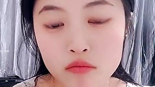 Brunette Couch Webcam Solo Fun Masturbating