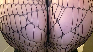 PAWG Wearing Fishnets Twerking For Your Cumshot