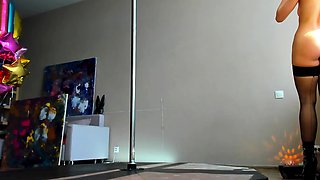 Brunette Solo Webcam Masturbation