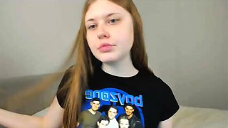 Cute blonde amateur webcam teen masturbating