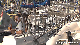Fucking on the Water - Groupsexgames