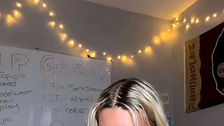 Blonde teen Sierras first erotic masturbation video