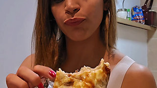 Amateur Couple Eating While Live Streaming